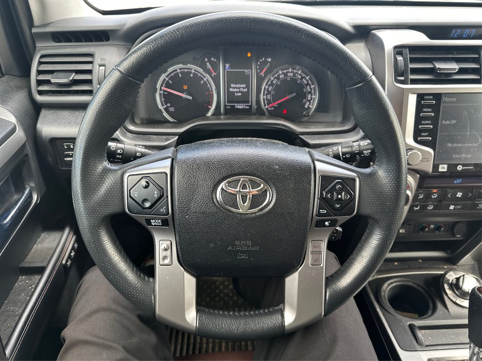 2021 Toyota 4Runner Base-13