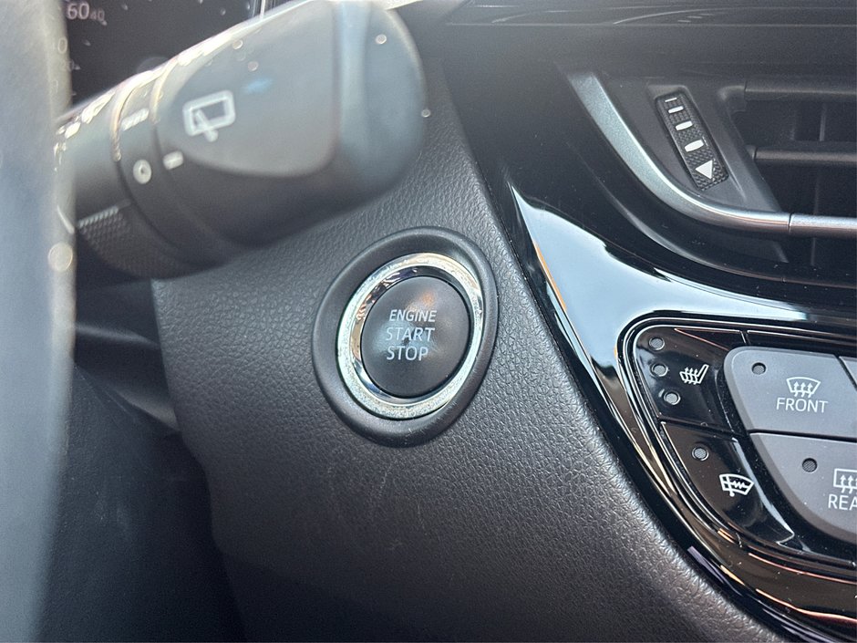 2021 Toyota C-HR Limited-20