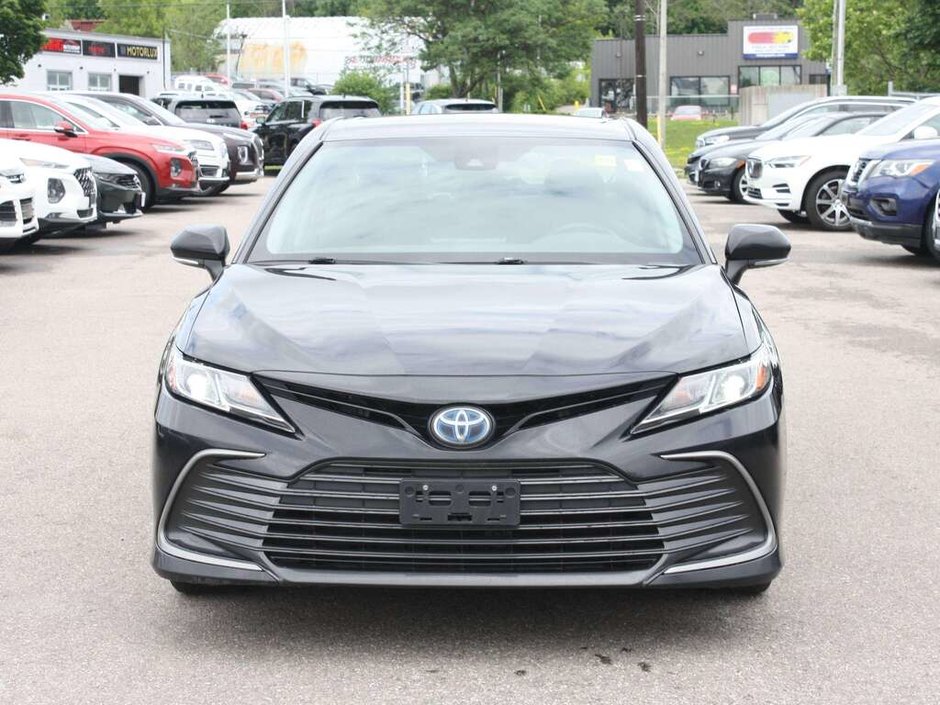 2022 Toyota Camry Hybrid LE-1