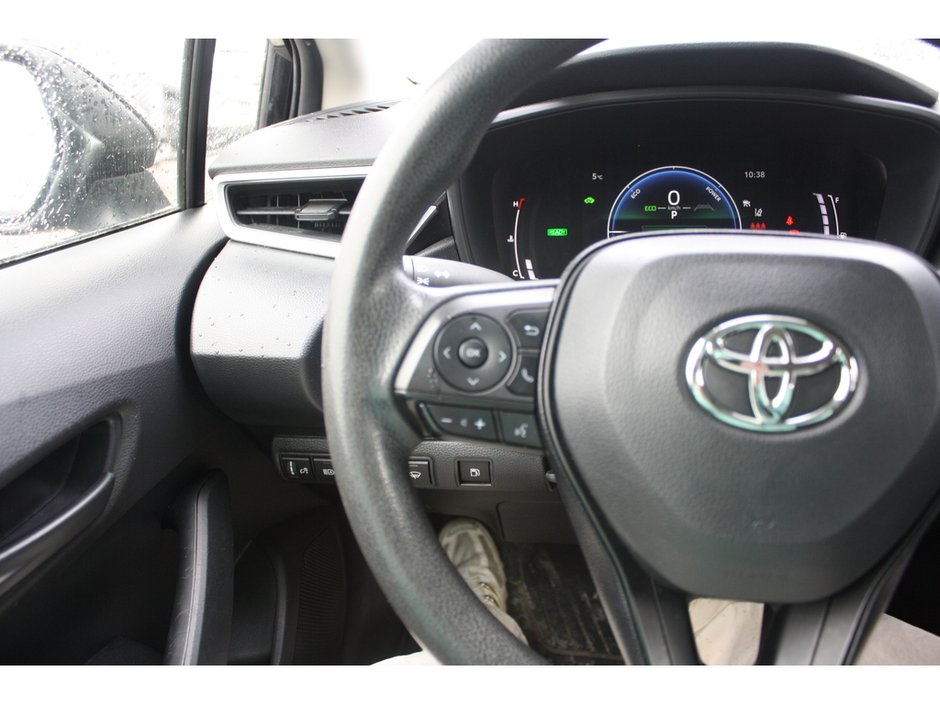 2023 Toyota Corolla Hybrid LE-14