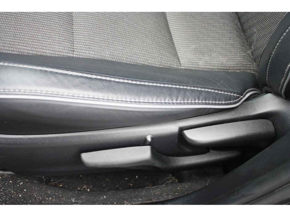 2016 Toyota Corolla S-9