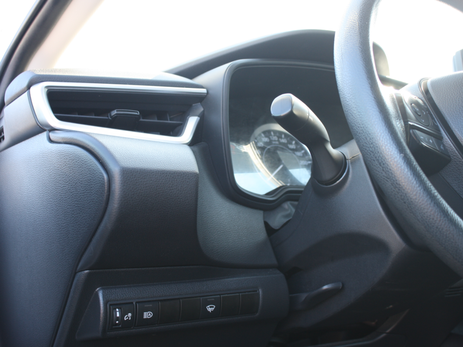 2022 Toyota Corolla LE-27