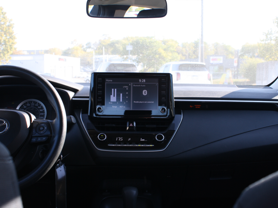 2022 Toyota Corolla LE-10