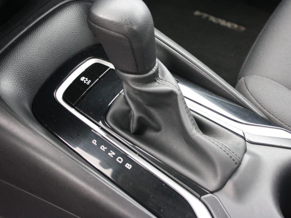 2023 Toyota Corolla LE-12