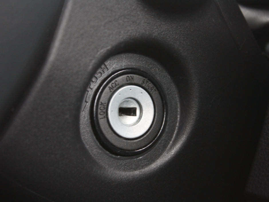 2023 Toyota Corolla LE-22