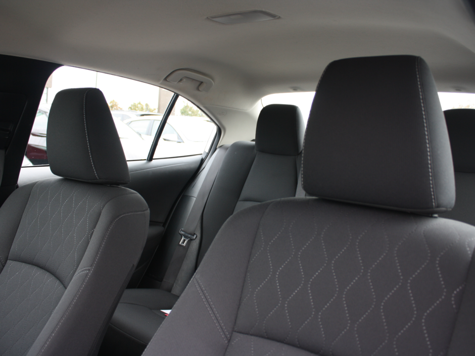 2023 Toyota Corolla LE-31