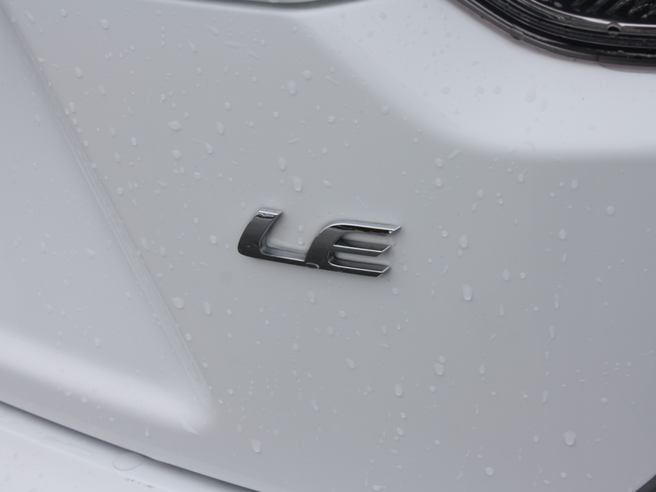 2023 Toyota Corolla LE-8