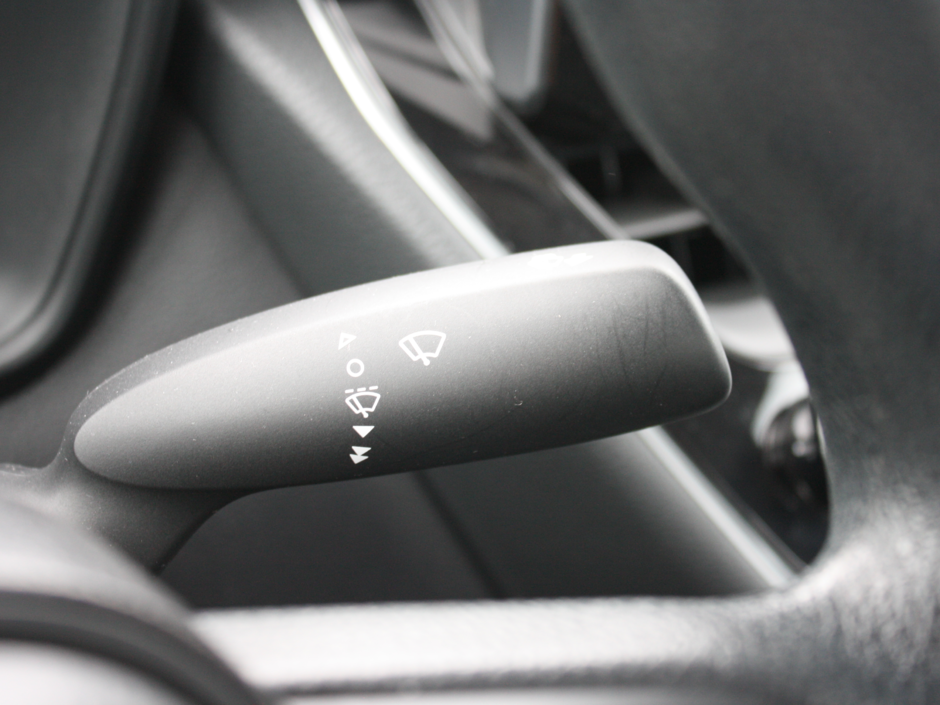 2023 Toyota Corolla LE-26