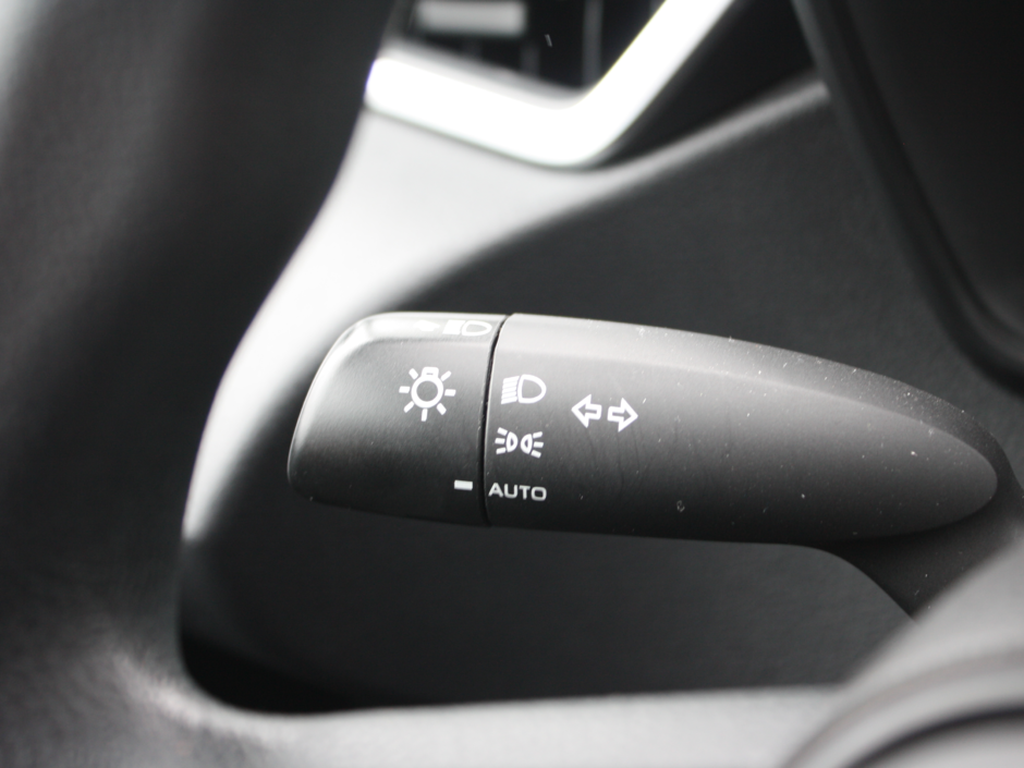 2023 Toyota Corolla LE-17