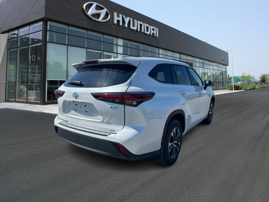 2025 Toyota Highlander hybrid XLE-4
