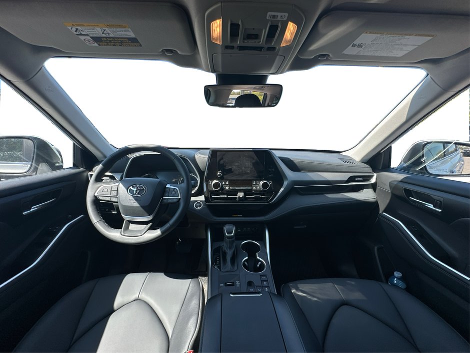 2025 Toyota Highlander hybrid XLE-18