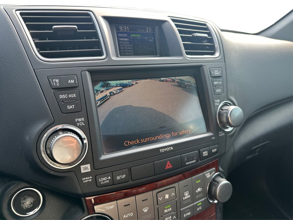 2013 Toyota Highlander Limited-19