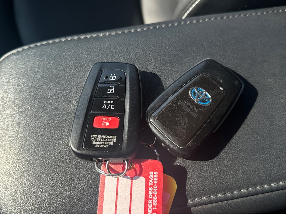 2020 Toyota PRIUS PRIME Upgrade-23