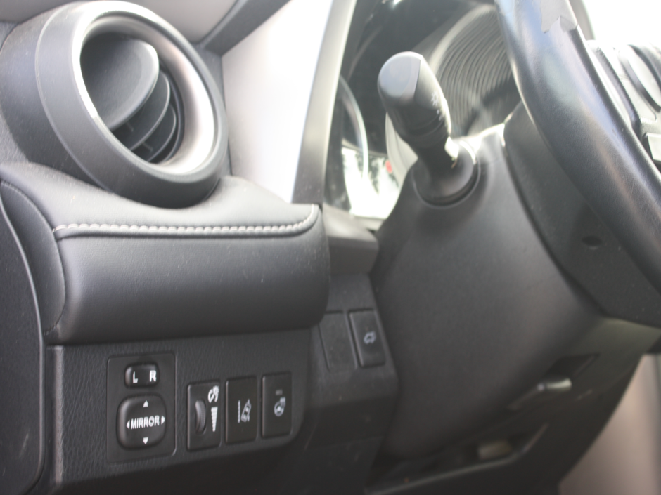 2016 Toyota RAV4 Hybrid Limited-21