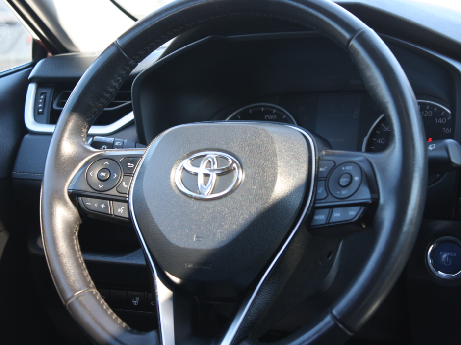 2020 Toyota RAV4 Hybrid XLE-25