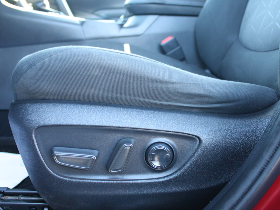 2020 Toyota RAV4 Hybrid XLE-10