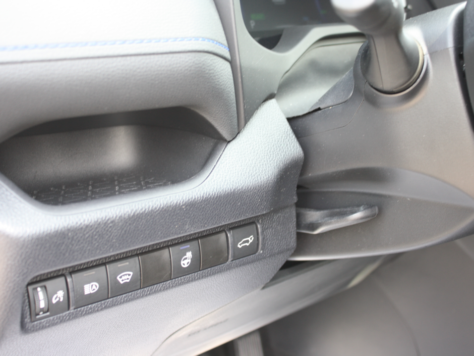 2024 Toyota RAV4 Hybrid SE-19