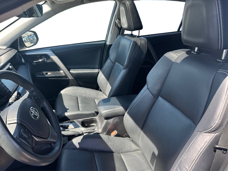 2017 Toyota RAV4 Limited-8