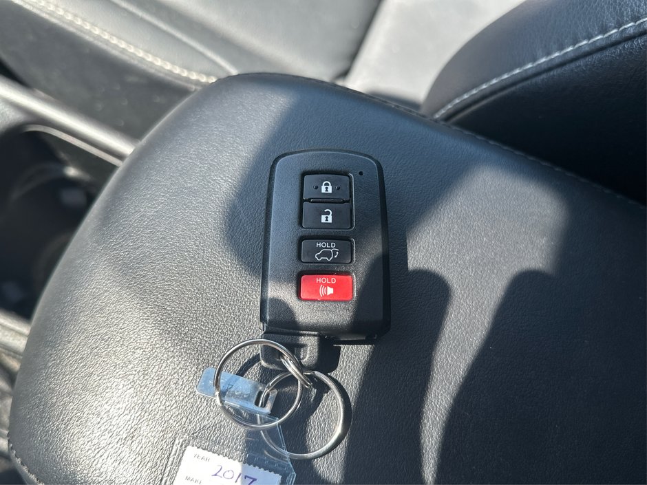2017 Toyota RAV4 Limited-24