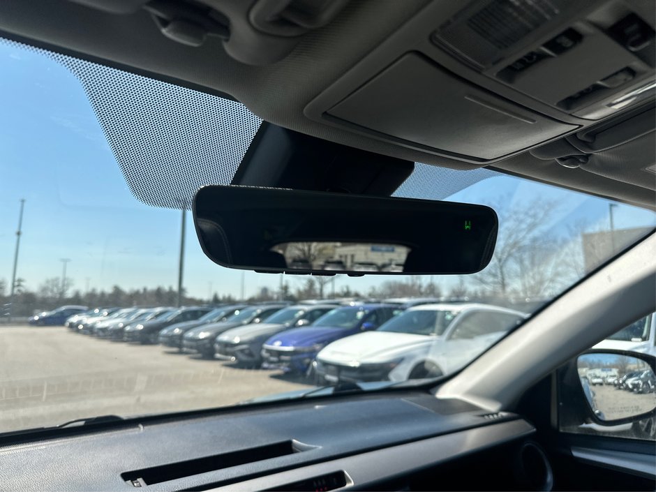 2017 Toyota RAV4 Limited-12
