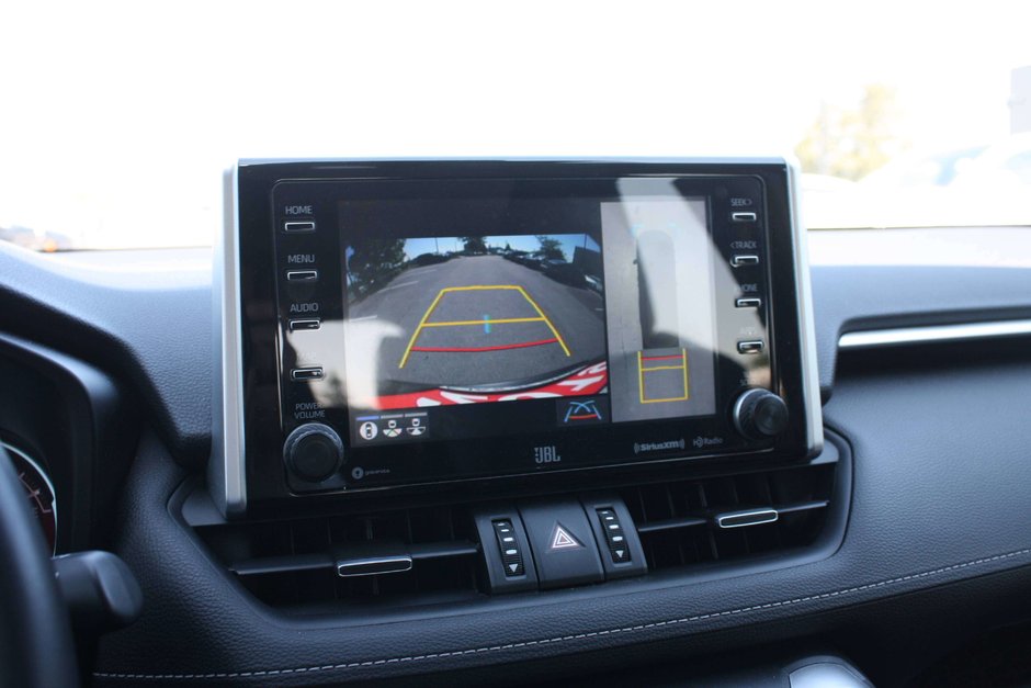 2019 Toyota RAV4 Limited-18