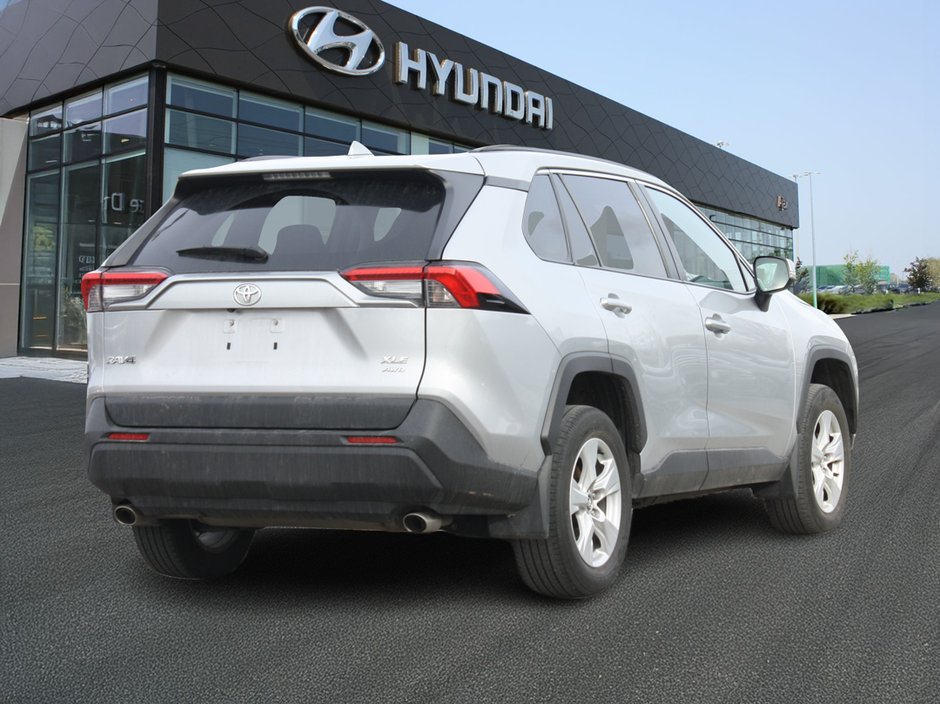 2020 Toyota RAV4 XLE-3