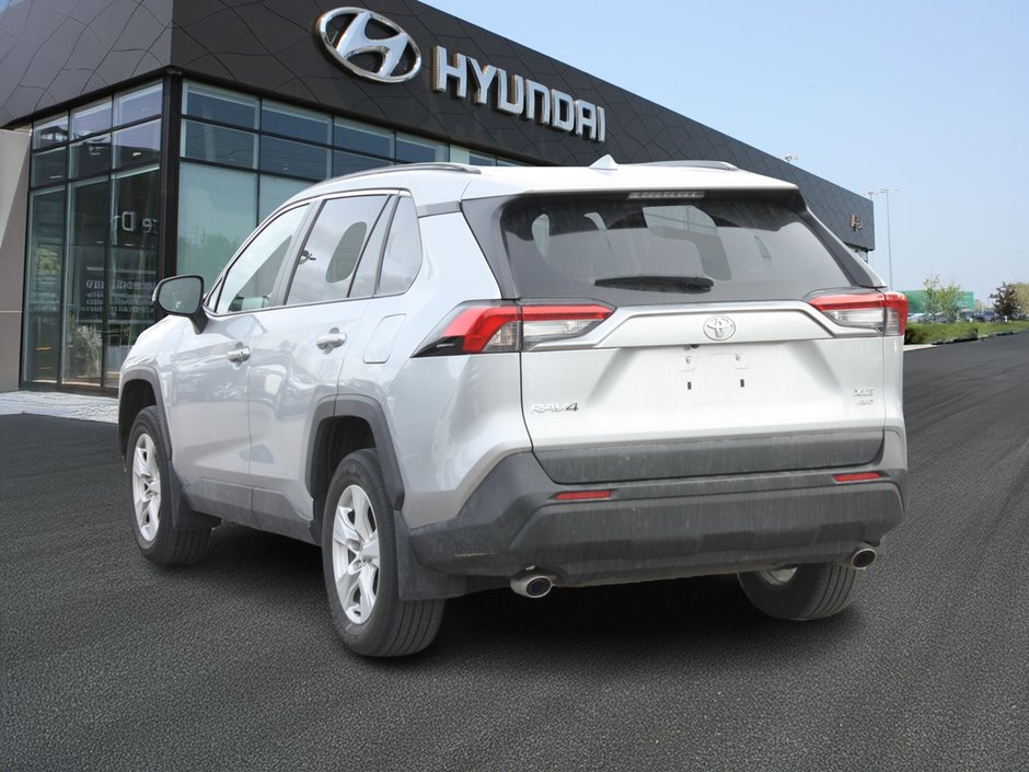 2020 Toyota RAV4 XLE-5
