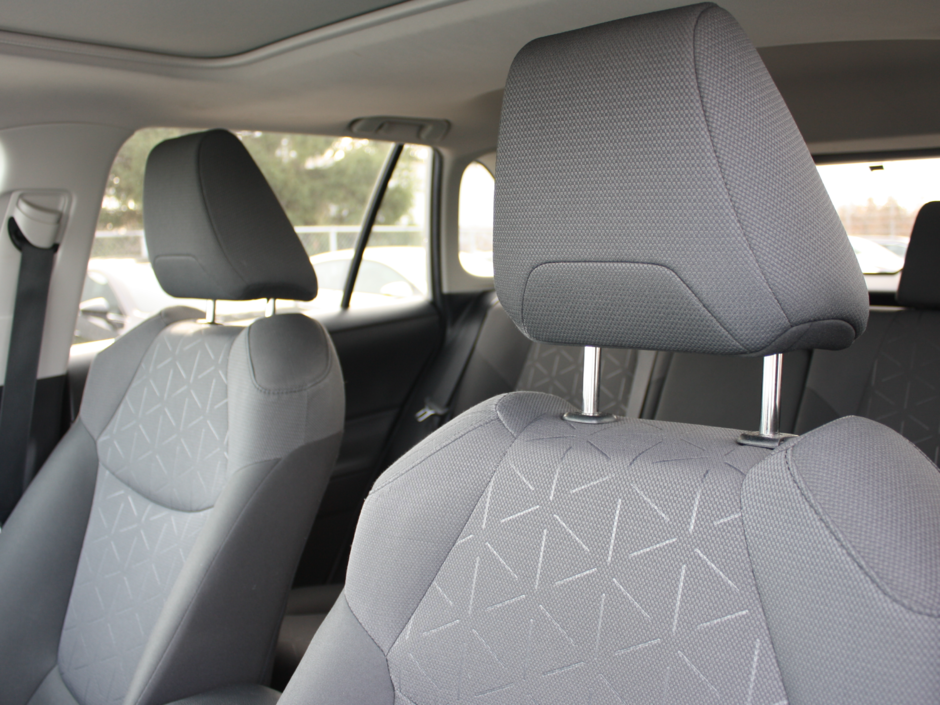 2020 Toyota RAV4 XLE-8