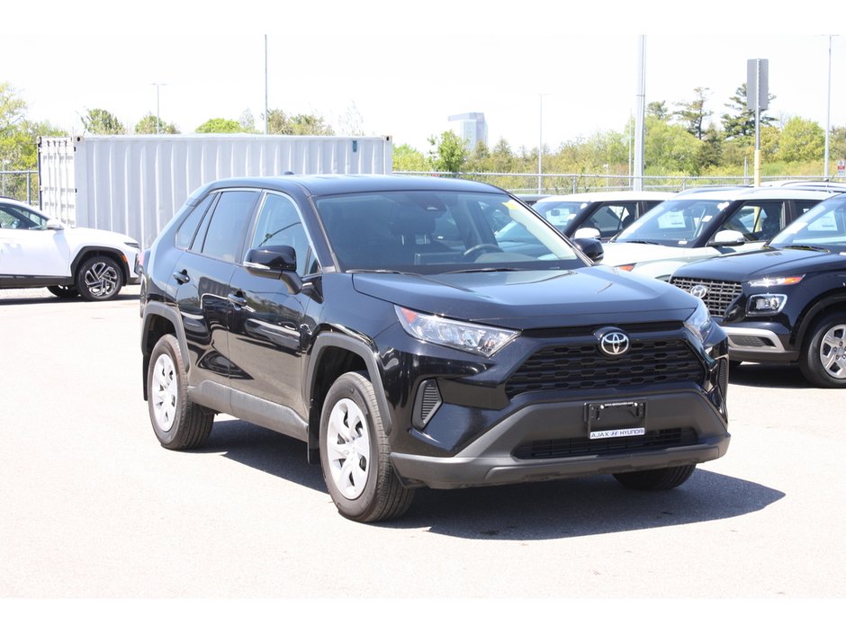 2025 Toyota RAV4 LE-2