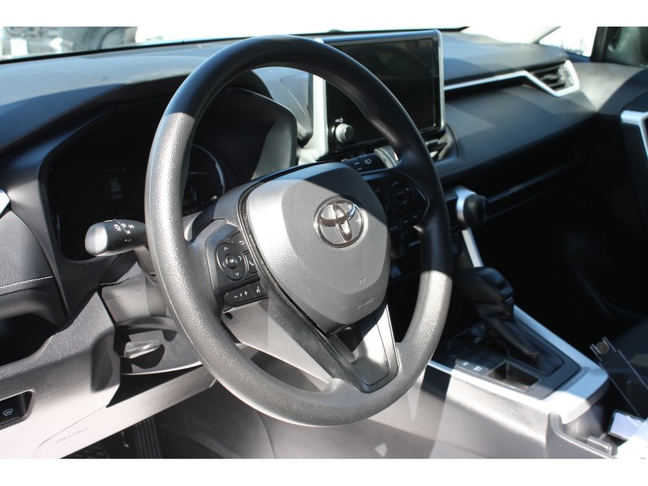 2025 Toyota RAV4 LE-11
