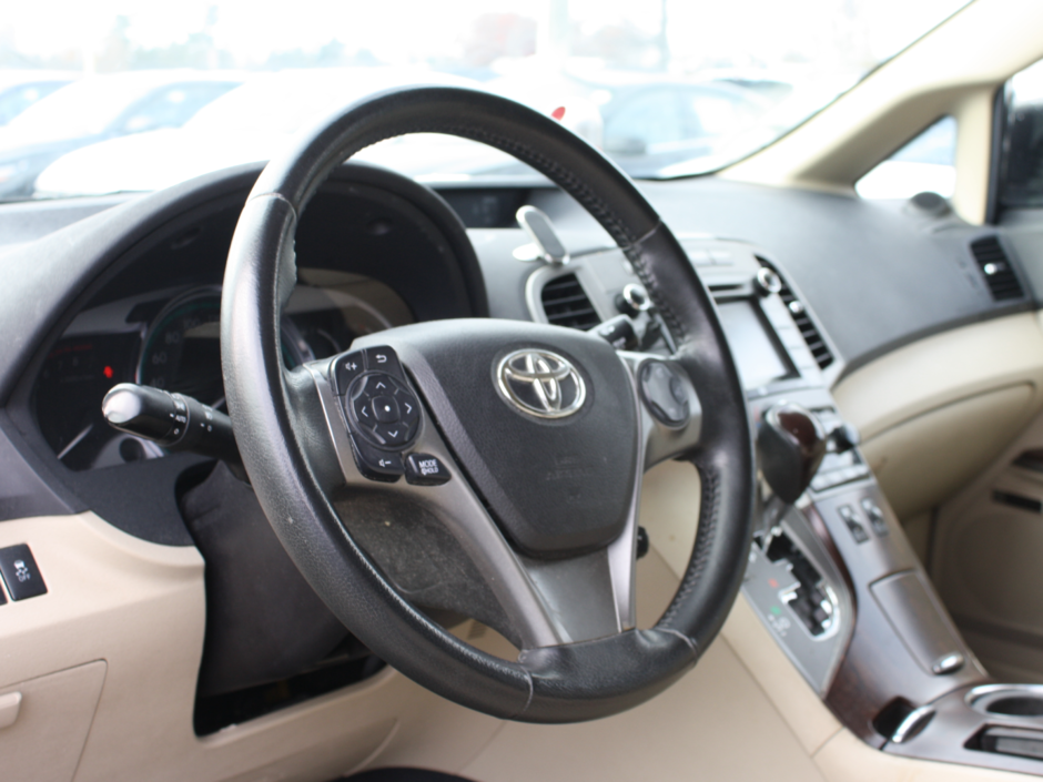 2015 Toyota Venza Base-9