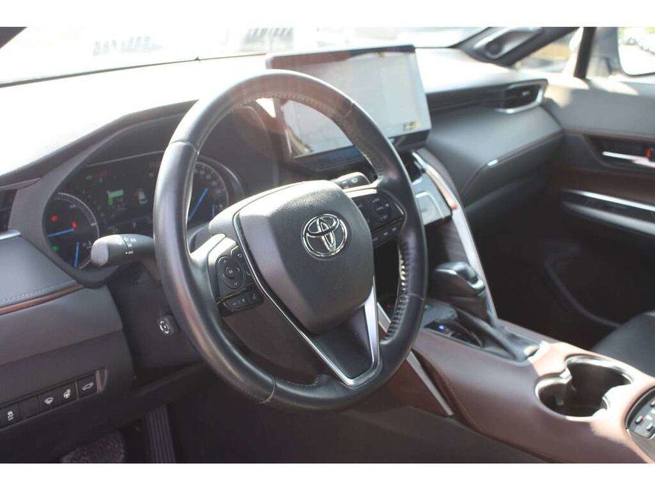 2021 Toyota Venza XLE-10