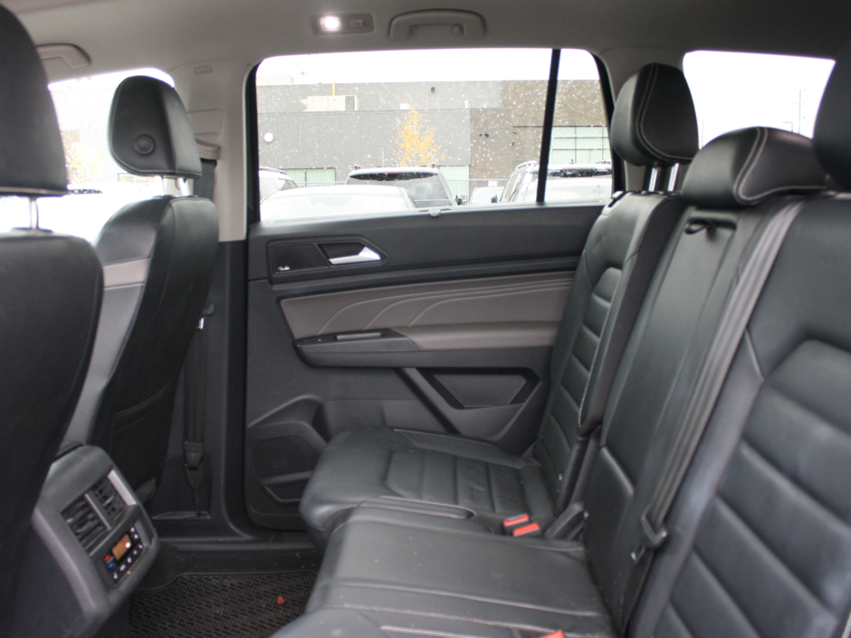 2022 Volkswagen Atlas Highline-15