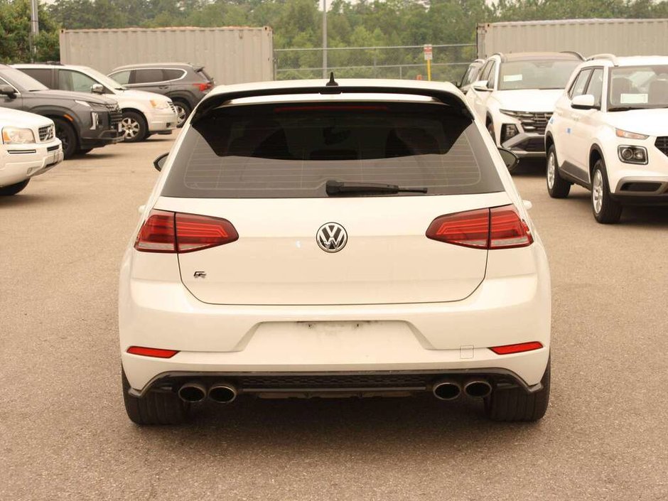 2019 Volkswagen Golf R 2.0 TSI-4