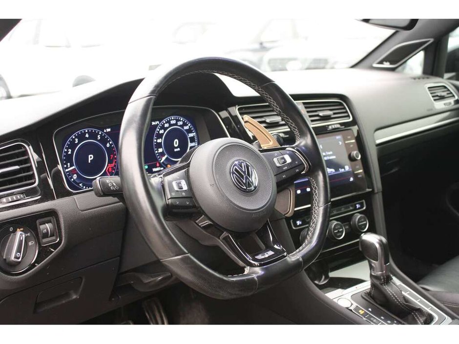 2019 Volkswagen Golf R 2.0 TSI-11