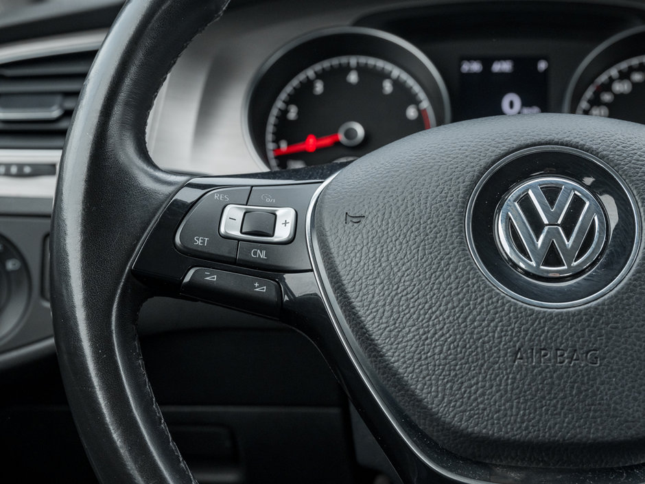 2017 Volkswagen Golf HIGHLINE   NAVIGATION-8