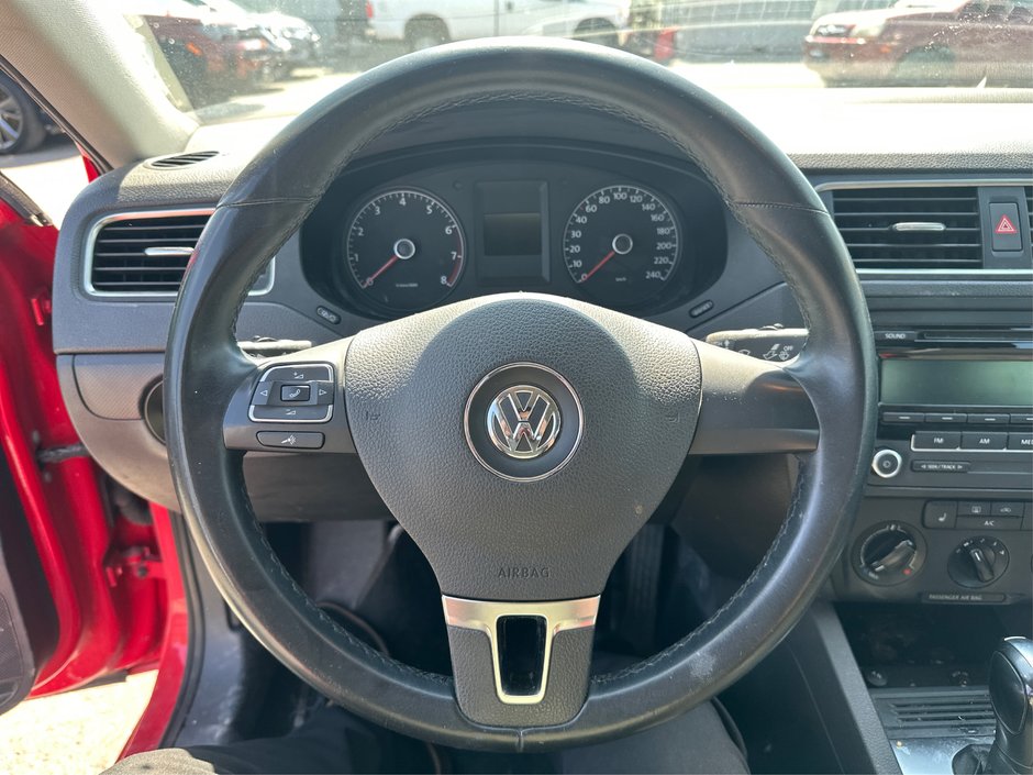 2014 Volkswagen Jetta 2.0L-12