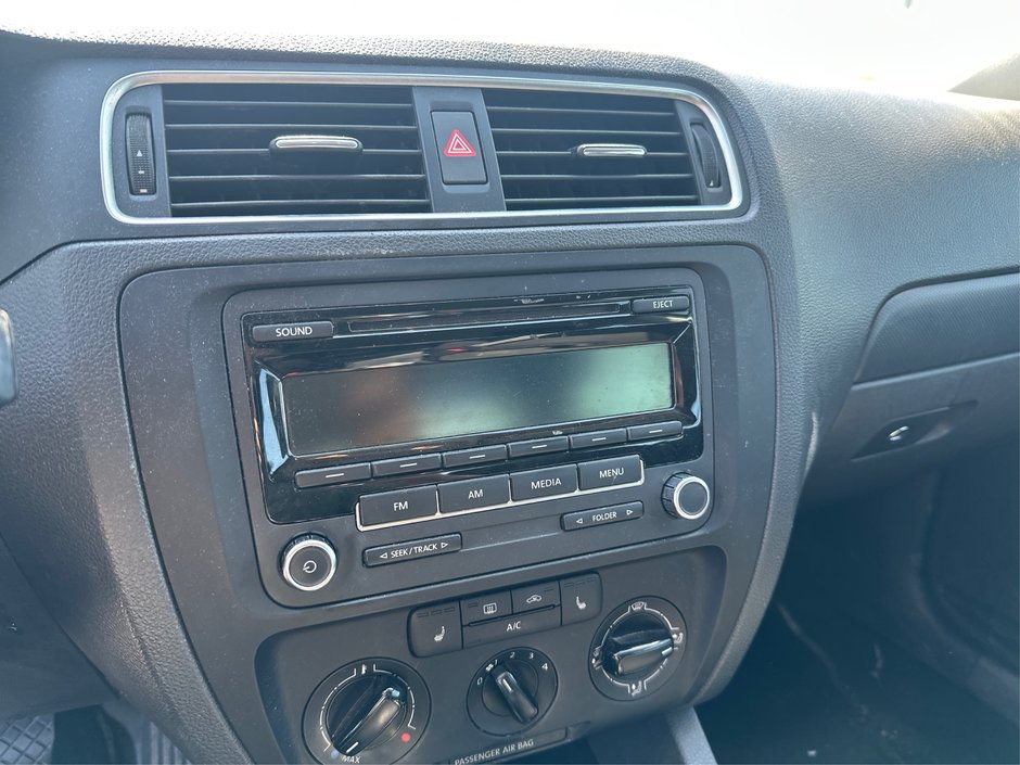 2014 Volkswagen Jetta 2.0L-18