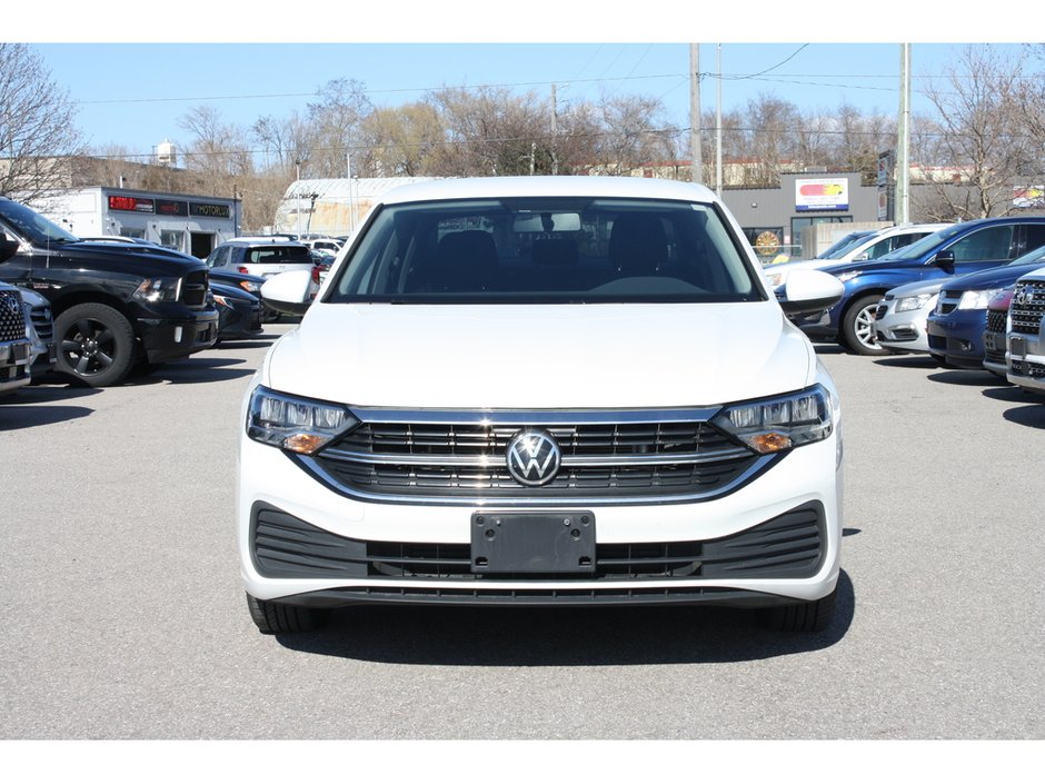 2022 Volkswagen Jetta Trendline-1