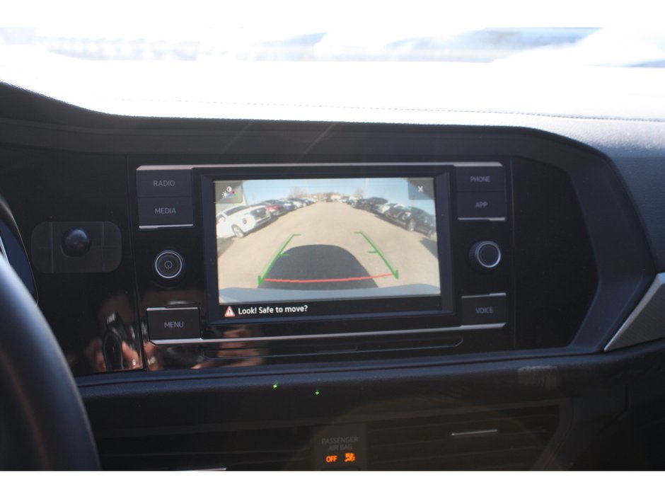 2022 Volkswagen Jetta Trendline-14