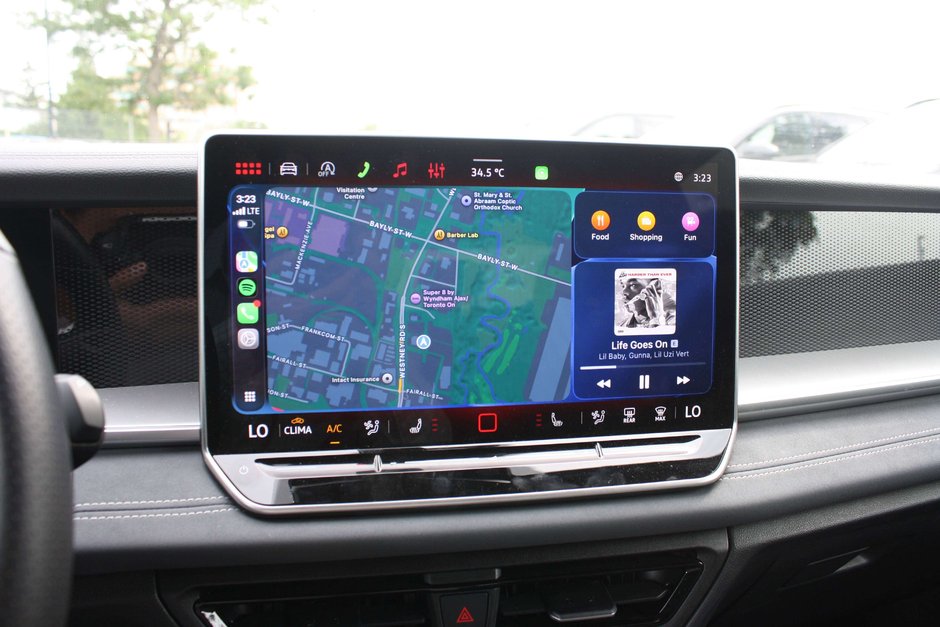 2026 Volkswagen Tiguan Comfortline R-Line Black-17