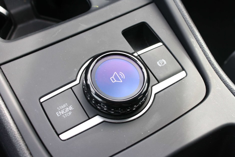 2026 Volkswagen Tiguan Comfortline R-Line Black-14