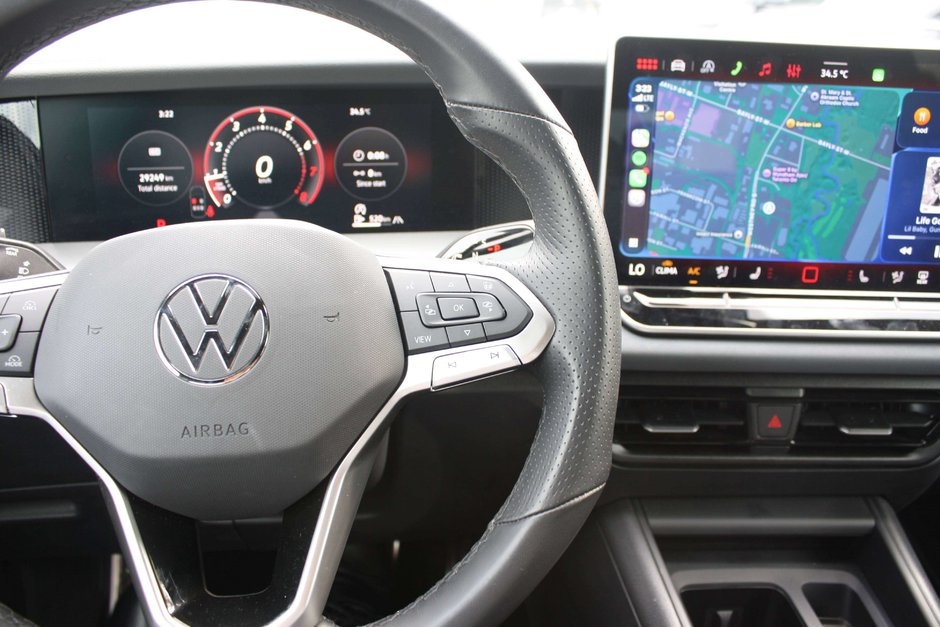 2026 Volkswagen Tiguan Comfortline R-Line Black-15
