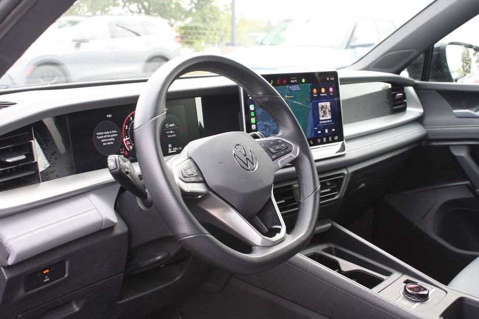2026 Volkswagen Tiguan Comfortline R-Line Black-8