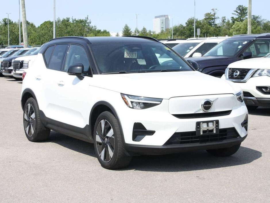 2024 Volvo XC40 Recharge Pure Electric Core-2