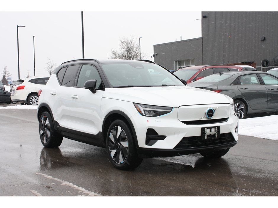 2024 Volvo XC40 Recharge Pure Electric Core-3