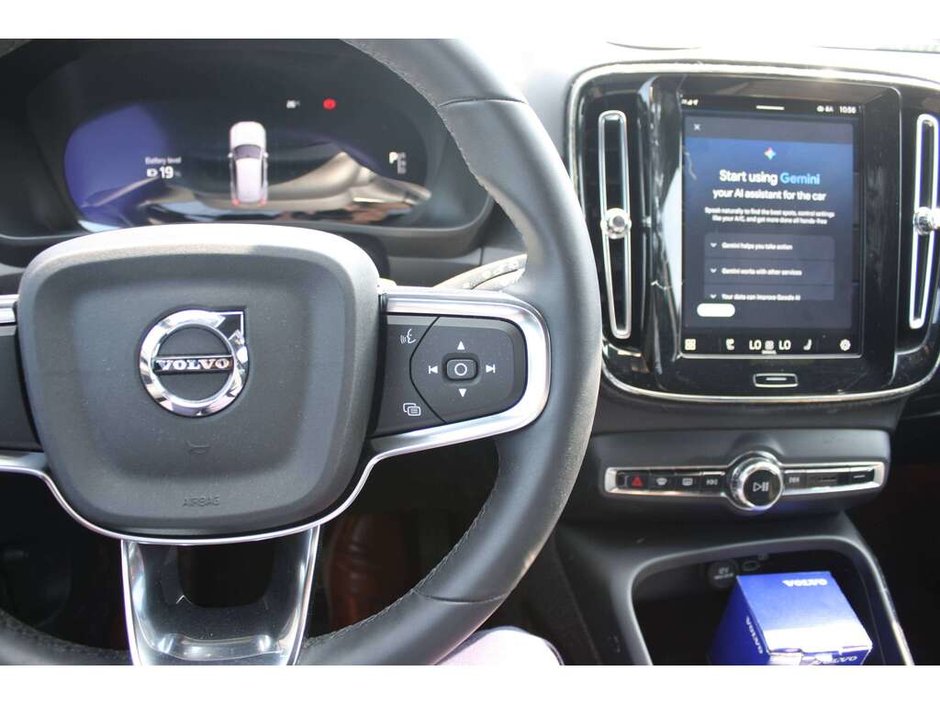 2024 Volvo XC40 Recharge Pure Electric Core-13