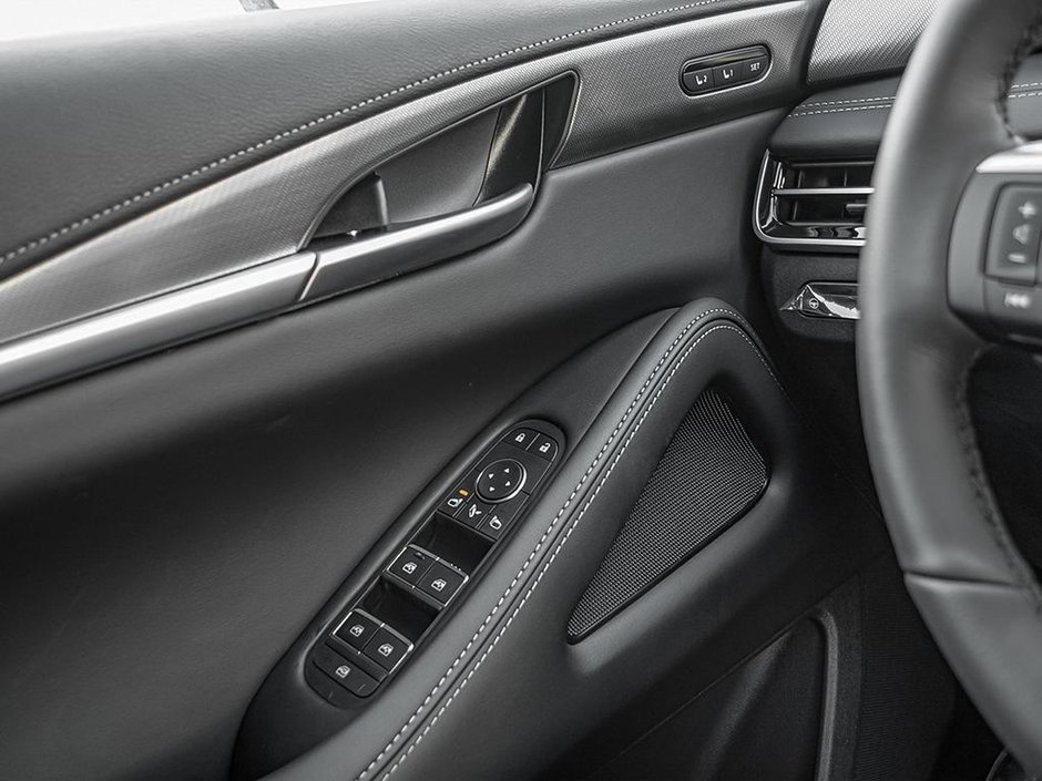 2026 Infiniti QX60 Luxe-15