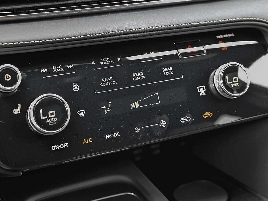2027 Infiniti QX65 Luxe-19