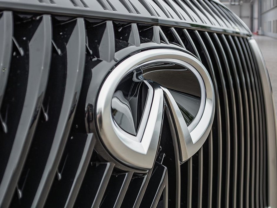 2025 Infiniti QX80 LUXE-8